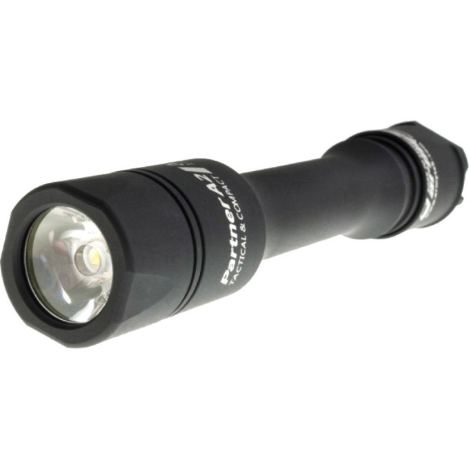 Тактический фонарь ARMYTEK PARTNER A2 V3 XP-L F02402BW