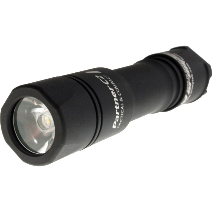 Тактический фонарь ARMYTEK PARTNER C2 V3 XP-L F02502BC